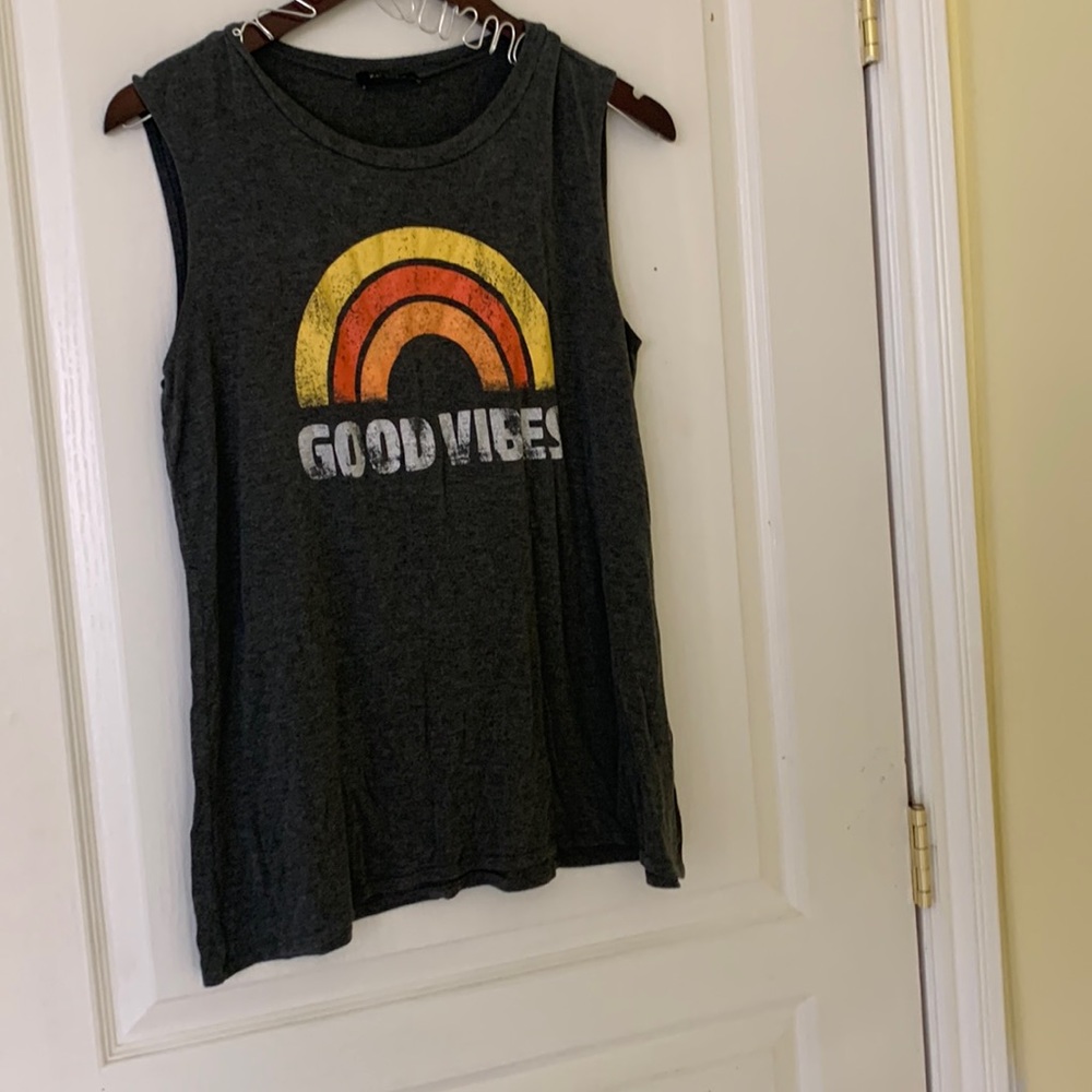 Good vibes muscle tee